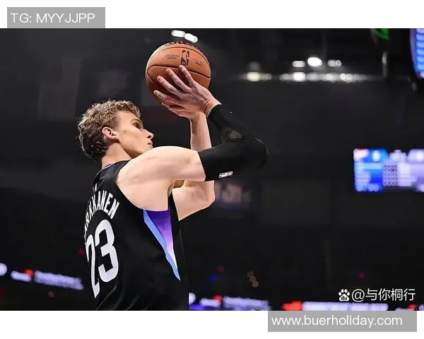 抬价or诚心？记者：爵士更想环绕马尔卡宁补强，而非买卖他